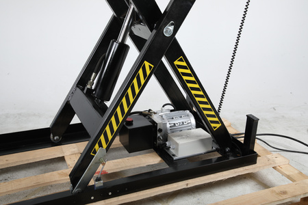 Scissor lift table 1000 kg, platform 2000×850 mm, lift height 1300 mm