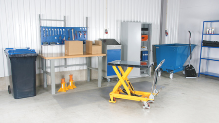 Edelstahl-Scherenwagen mit Fußpumpe 500 kg, Polyurethanräder – BSS50